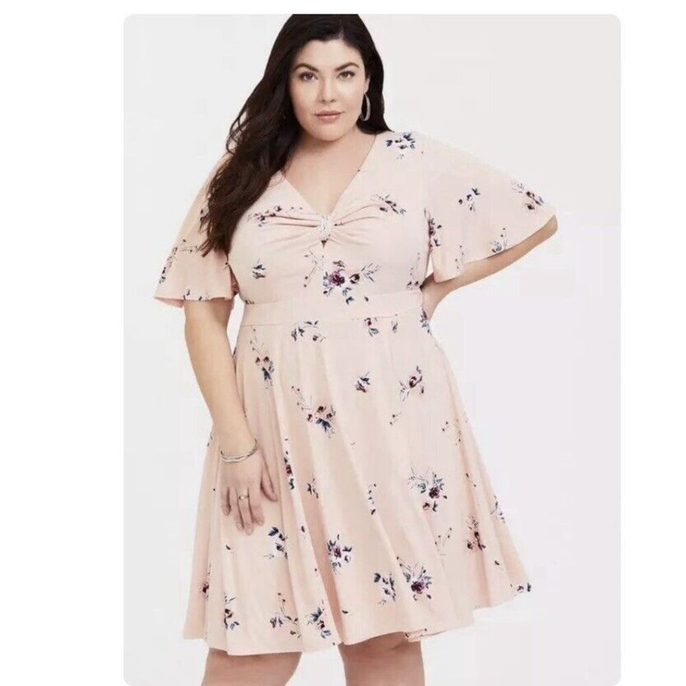 Torrid Blush Pink Floral Stretch Studio‎ Knit Skater Flare Dress Size 4X